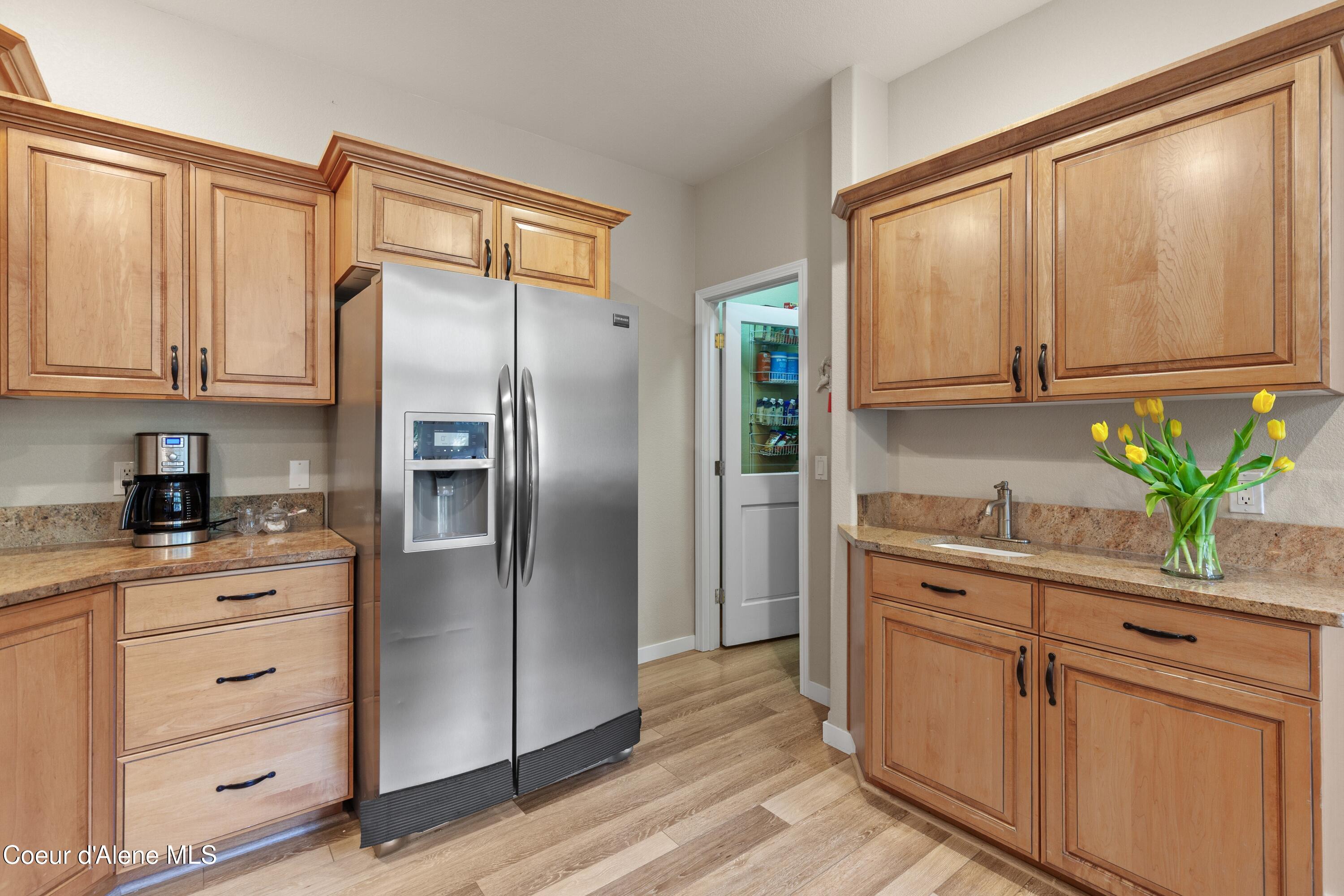 8677 North Rhapsody Lane Hayden, ID 83835 - Photo 13 of 60 Large Kitchen wPrep Sink