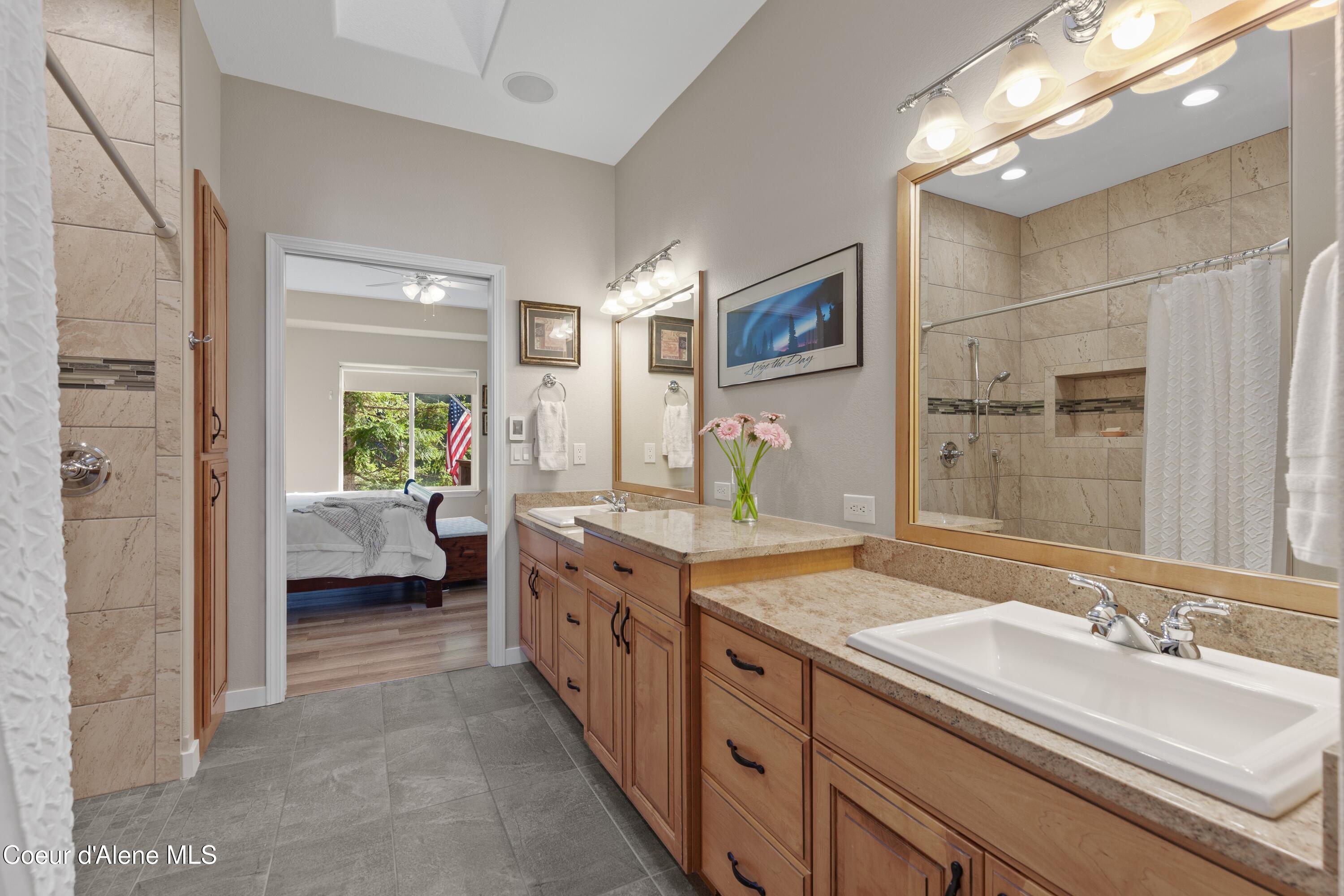 8677 North Rhapsody Lane Hayden, ID 83835 - Photo 23 of 60 Dual Vanity