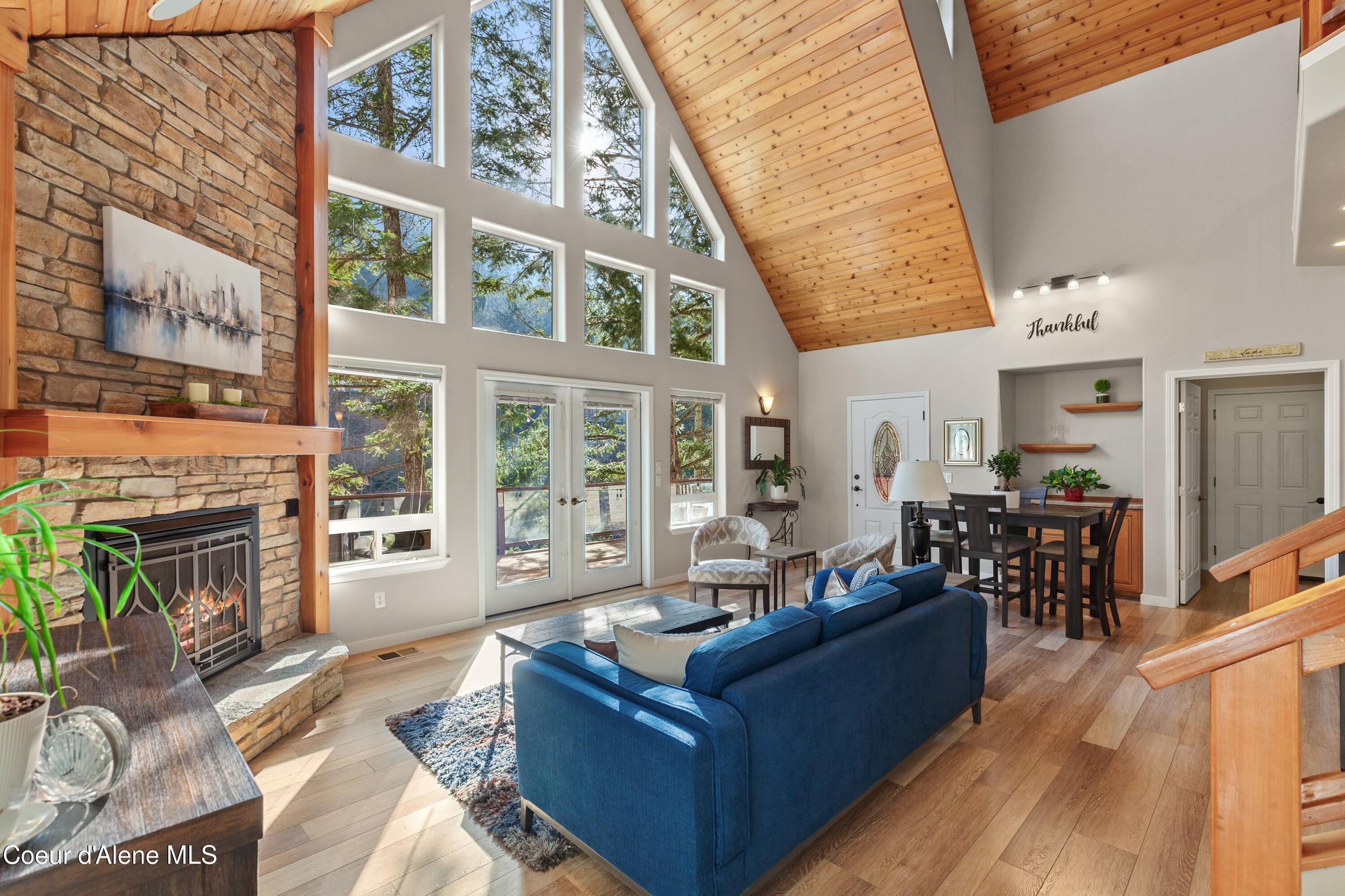 8677 North Rhapsody Lane Hayden, ID 83835 - Photo 25 of 60 Great Room wMorning Light