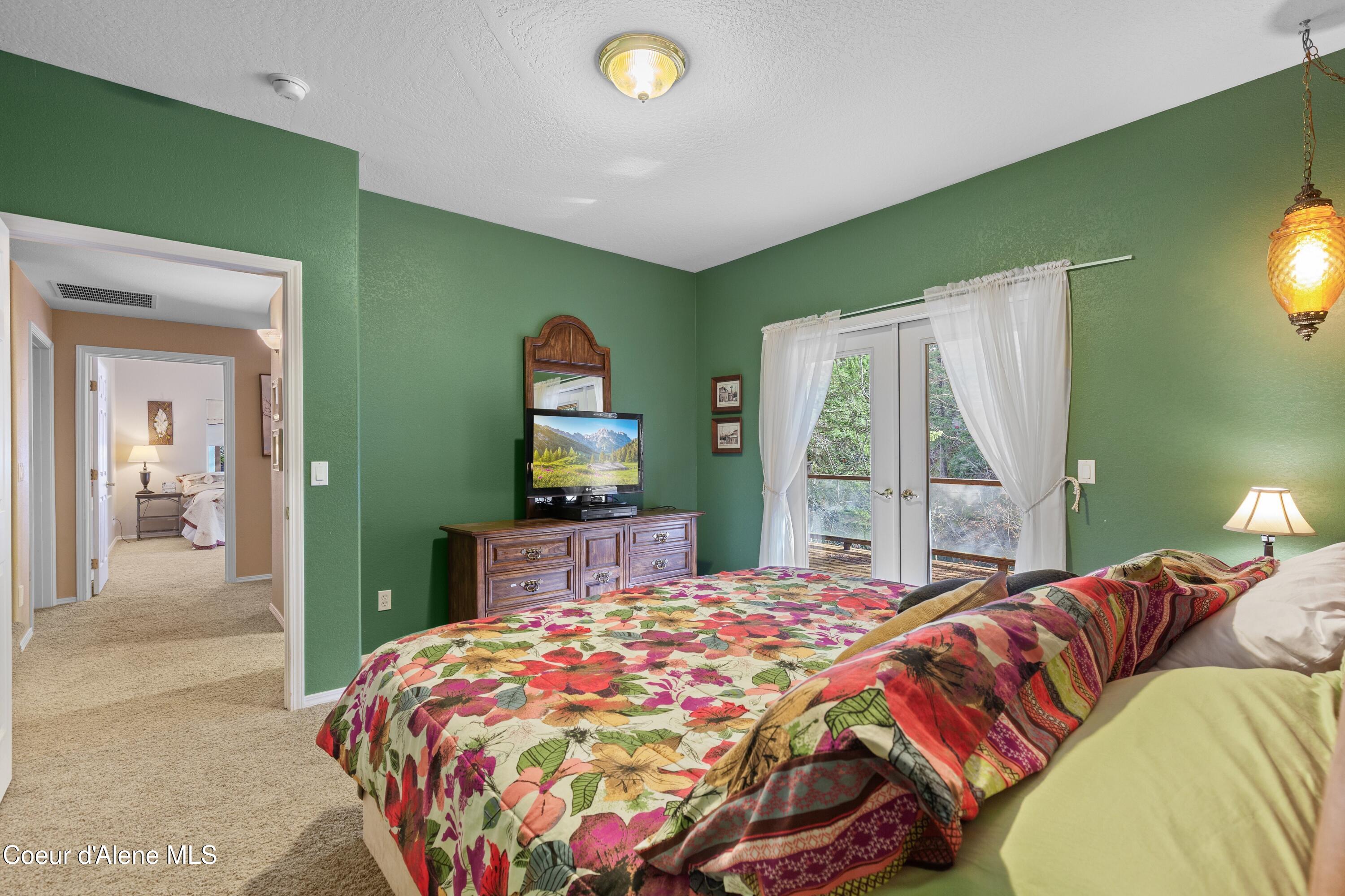 8677 North Rhapsody Lane Hayden, ID 83835 - Photo 40 of 60 Comfortable Guest Rooms