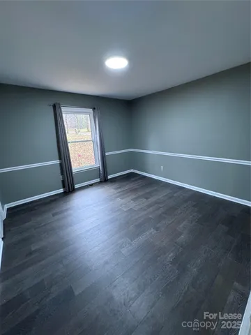 $1,950 | 712 South Forest Lane, Belmont, NC 28012