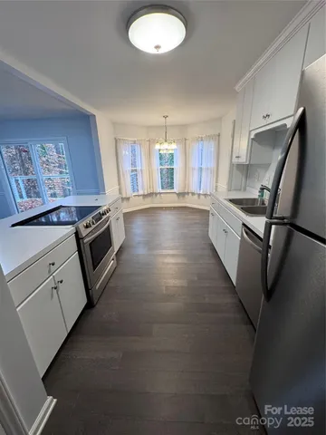 $1,950 | 712 South Forest Lane, Belmont, NC 28012