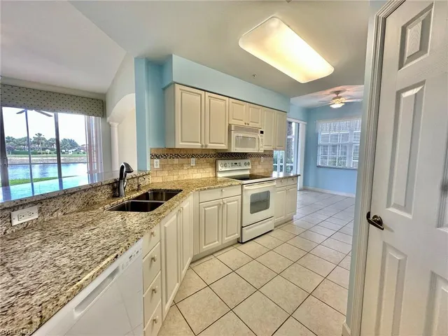 $2,950 | 3302 Twilight Lane, Unit 6303, Naples, FL 34109