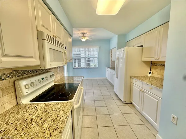 $2,700 | 3302 Twilight Lane, Unit 6303, Naples, FL 34109
