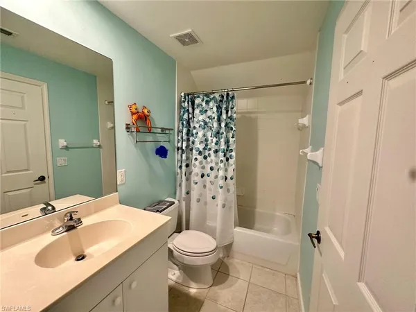 $2,700 | 3302 Twilight Lane, Unit 6303, Naples, FL 34109