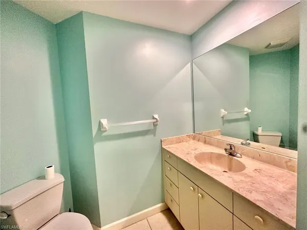 $2,700 | 3302 Twilight Lane, Unit 6303, Naples, FL 34109