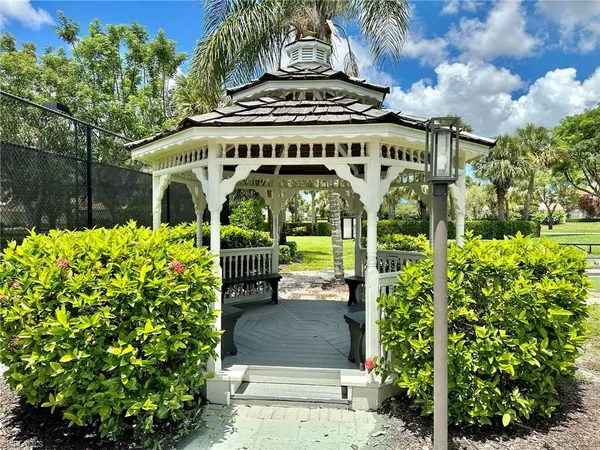 $2,700 | 3302 Twilight Lane, Unit 6303, Naples, FL 34109