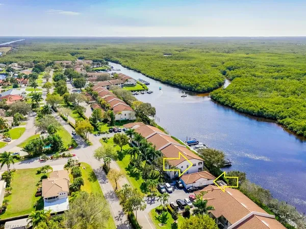 $330,000 | 254 Newport Drive, Unit 412, Naples, FL 34114