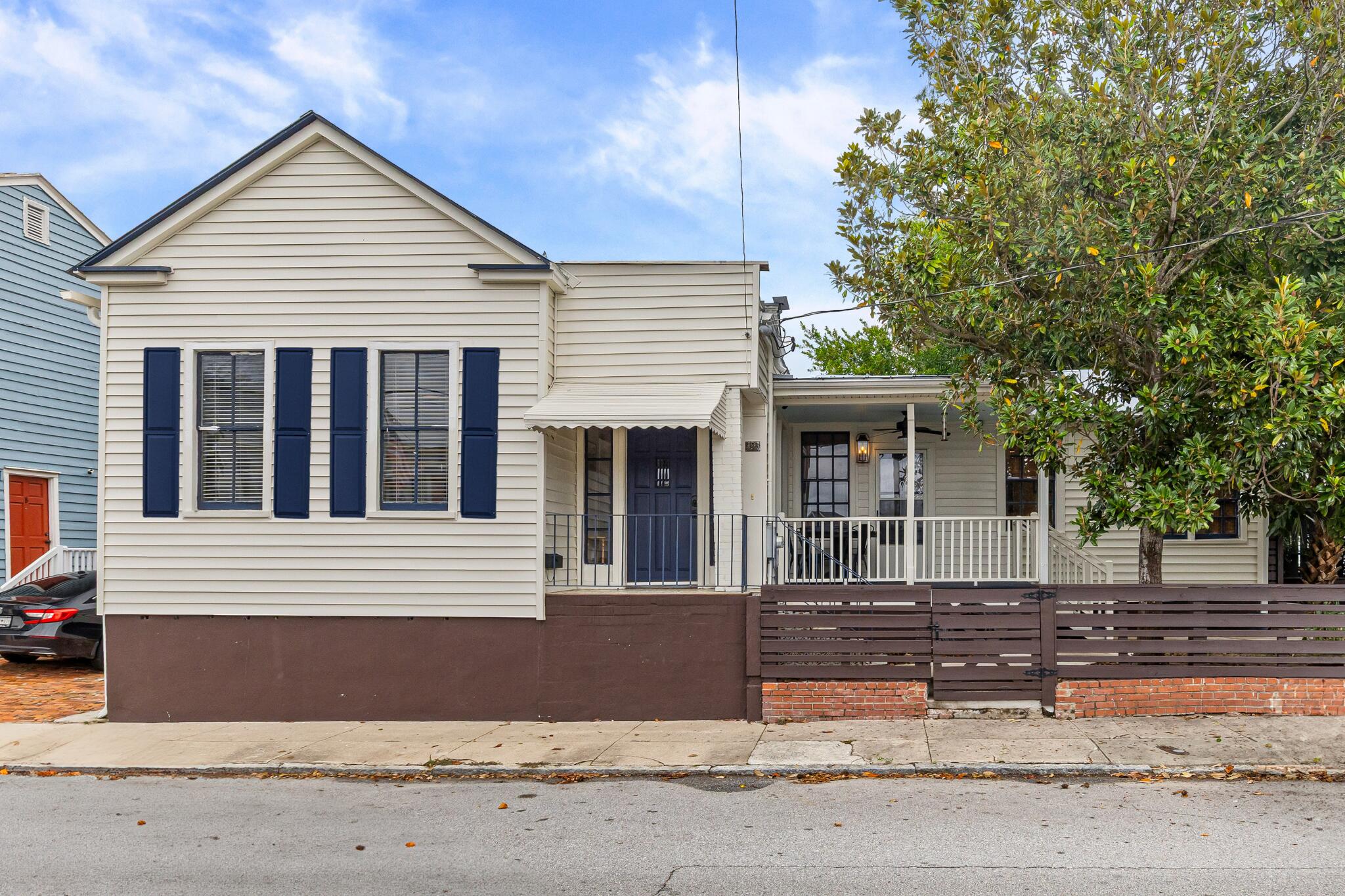 24 Hanover Street Charleston, SC 29403 - Photo 45 of 46 Front of the home