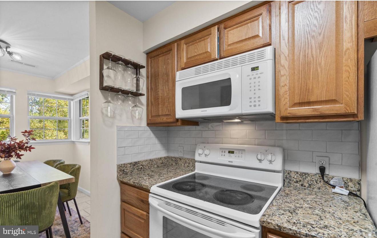 8511 Falls Run Road, Unit K Ellicott City, MD 21043 - Photo 12 of 25