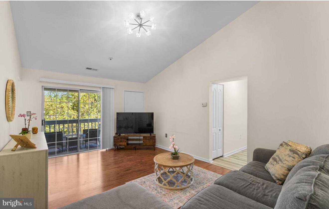 8511 Falls Run Road, Unit K Ellicott City, MD 21043 - Photo 4 of 25