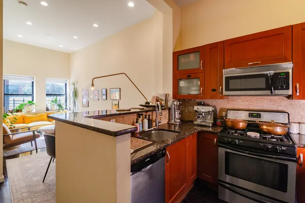 $6,950 | 38 West 83rd Street, Unit 1 | Upper West Side