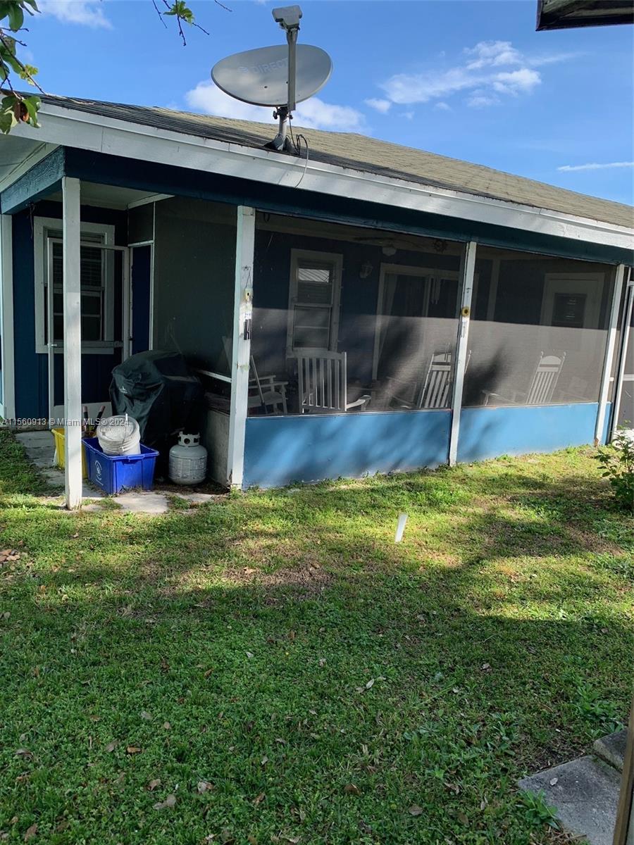 4464 Southeast Village Road Stuart, FL 34997 - Photo 15 of 16 Gallery Image 15