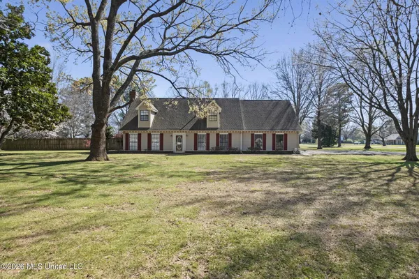 $399,000 | 2915 Barrett Street, Southaven, MS 38672