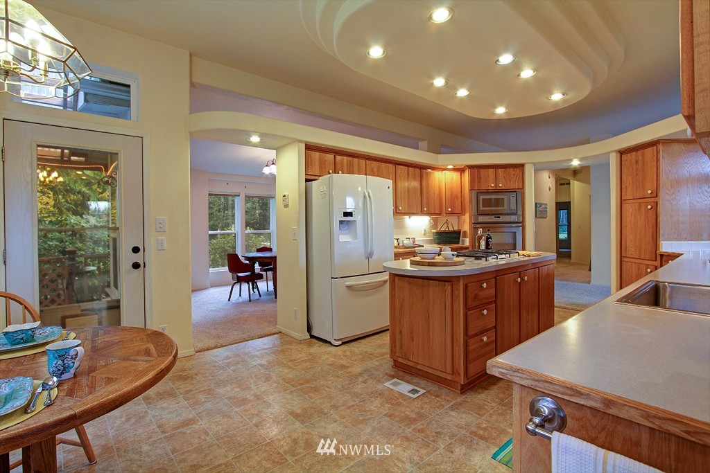 20924 Pugh Road Northeast Poulsbo, WA 98370 - Photo 10 of 24 Gallery Image 10