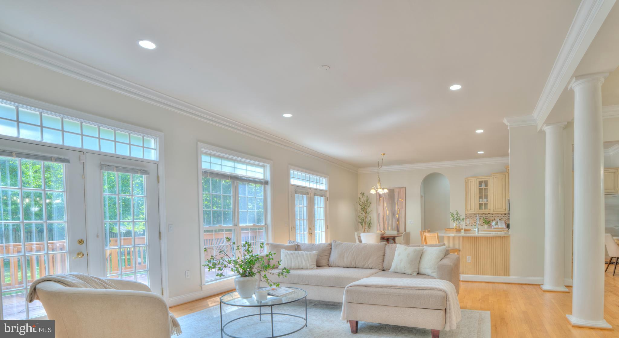 4300 Pinetree Road Rockville, MD 20853 - Photo 24 of 50 a living room with furniture and a large window