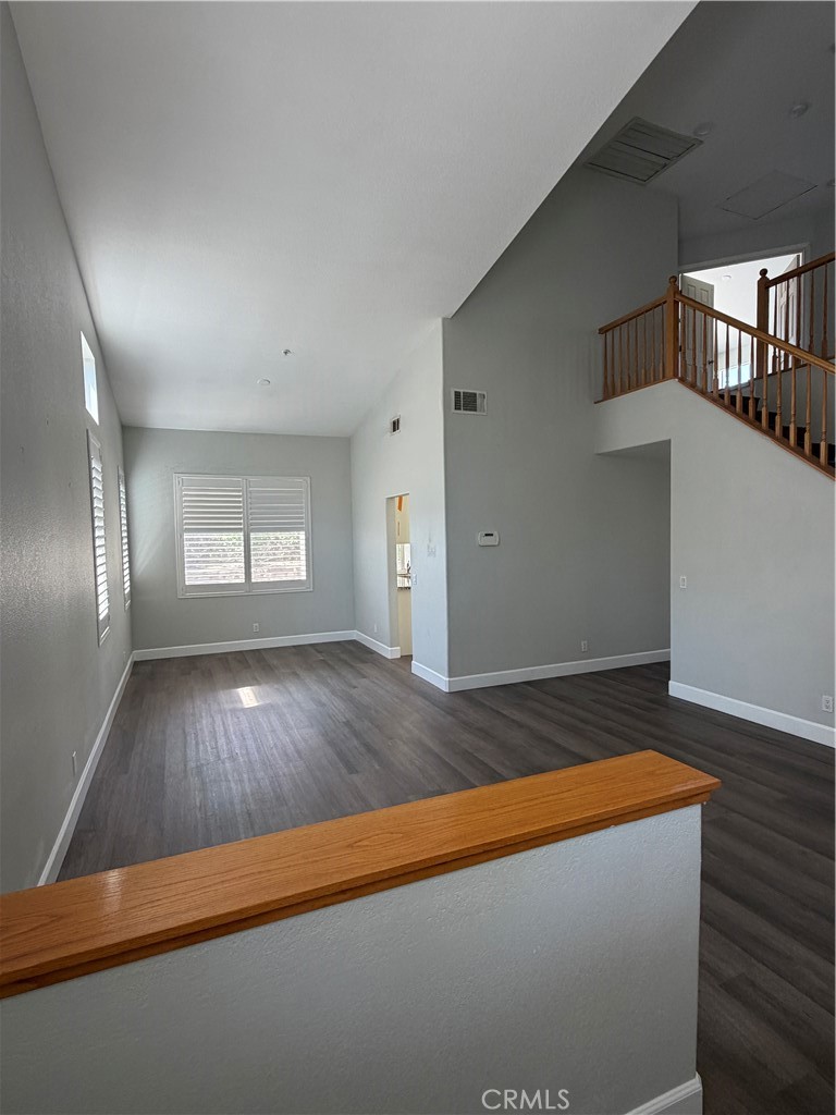 14870 Rodeo Way Fontana, CA 92336 - Photo 2 of 23