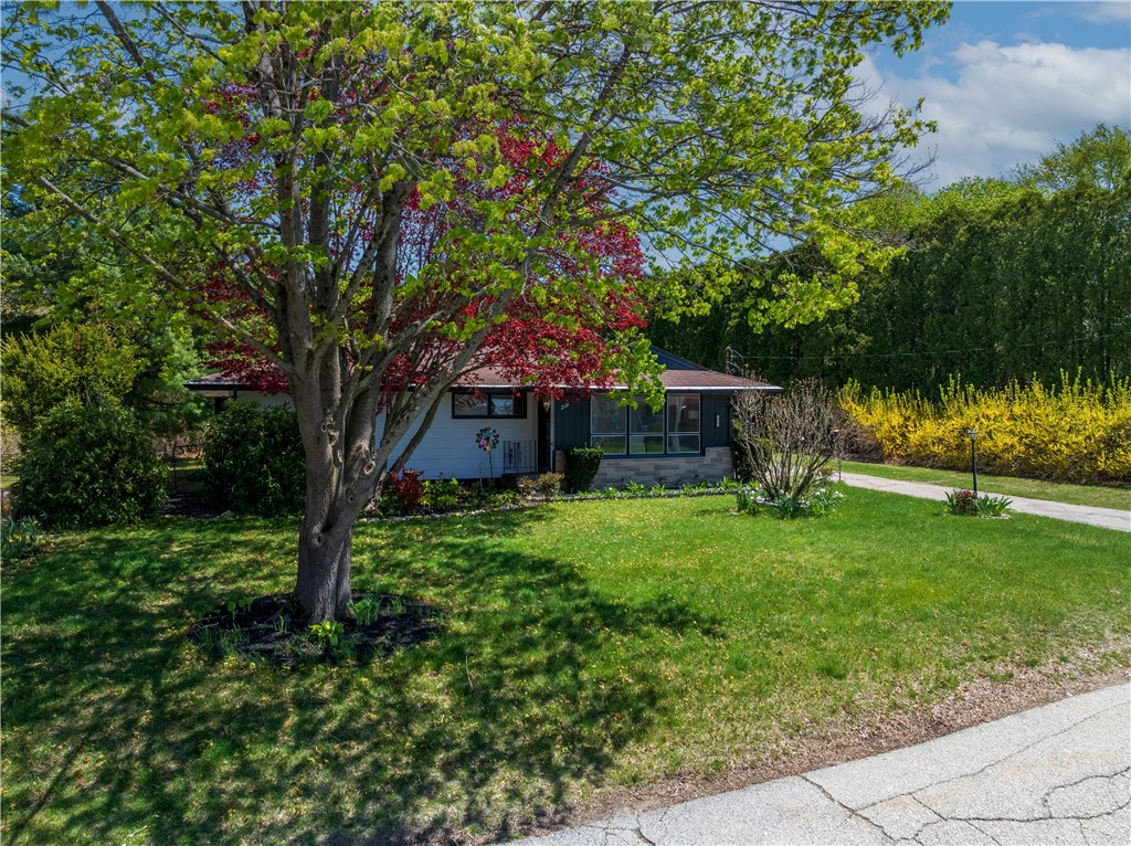 219 Dawn Boulevard Woonsocket, RI 02895 - Photo 19 of 28