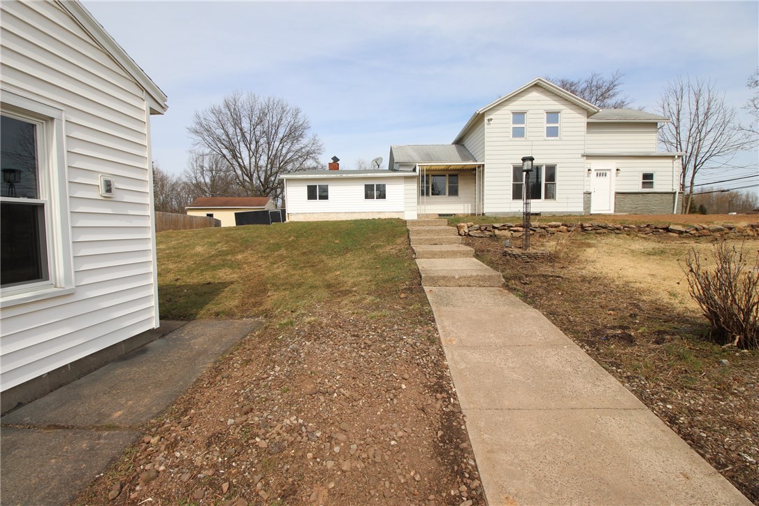 615 Coldwater Road Gates, NY 14624 - Photo 3 of 34