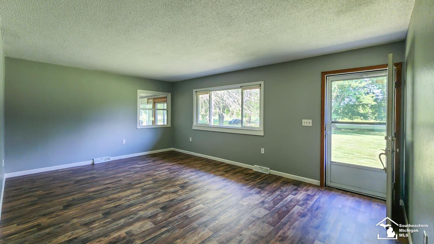 5984 Douglas Road Ida, MI 48140 - Photo 21 of 27 Gallery Image 21