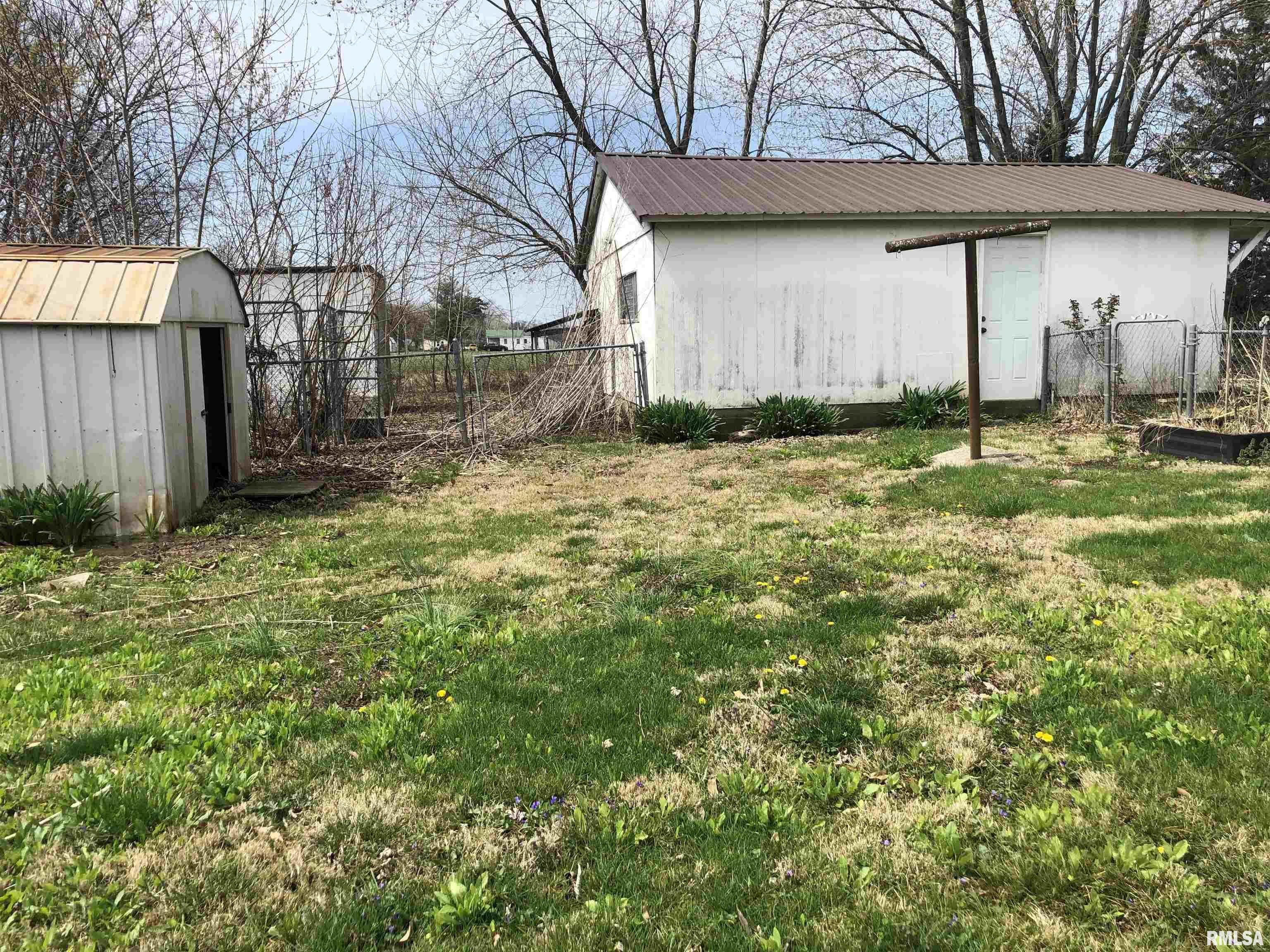 12822 East Bethel Road Mount Vernon, IL 62864 - Photo 27 of 38 Gallery Image 27
