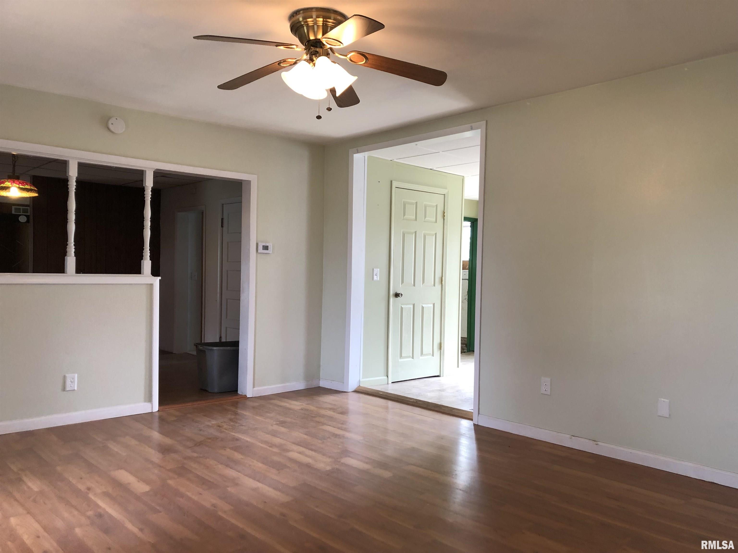 12822 East Bethel Road Mount Vernon, IL 62864 - Photo 33 of 38 Gallery Image 33