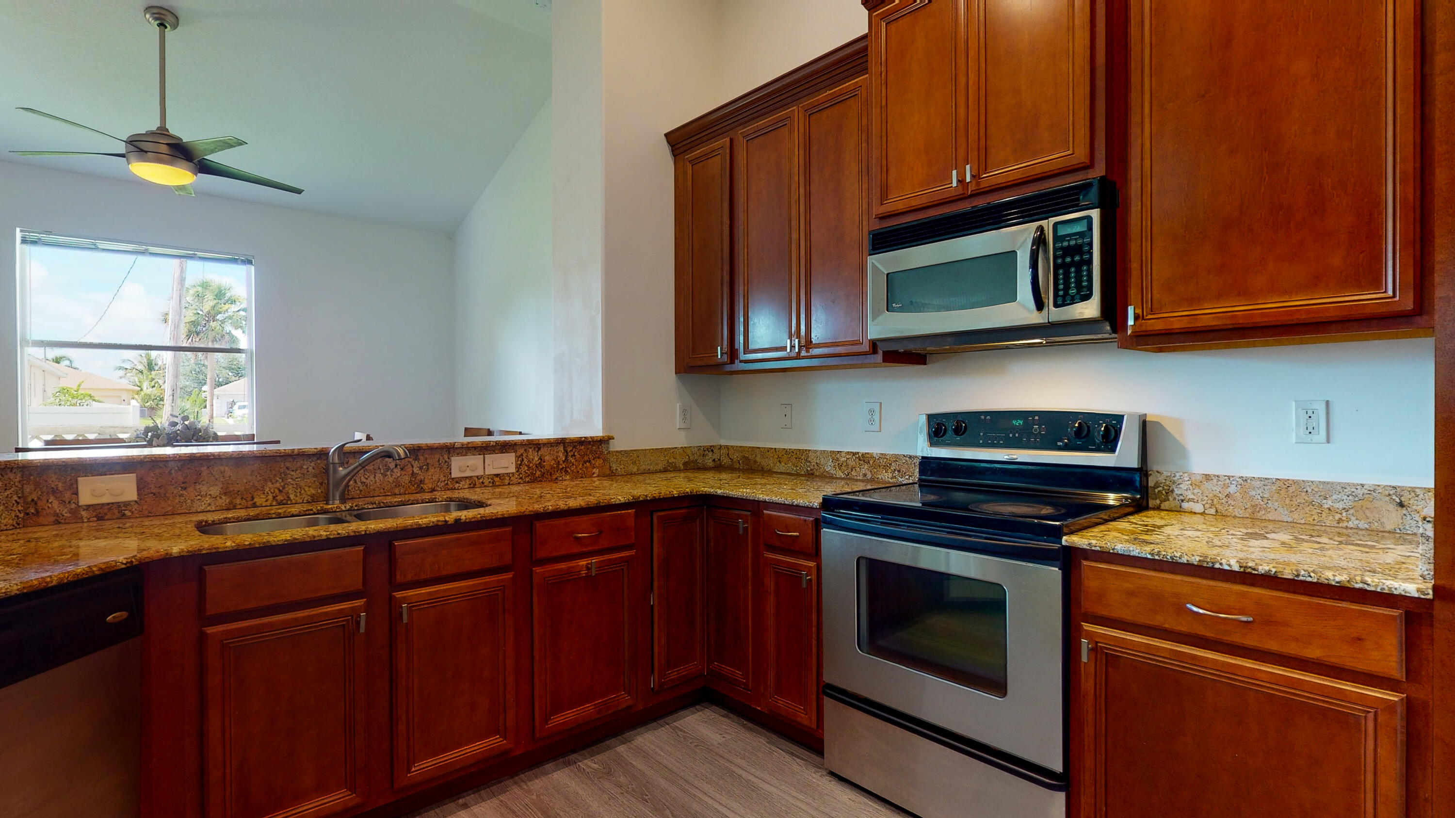 4452 Southwest Gagnon Road Port St. Lucie, FL 34953 - Photo 12 of 49 ipixx-70