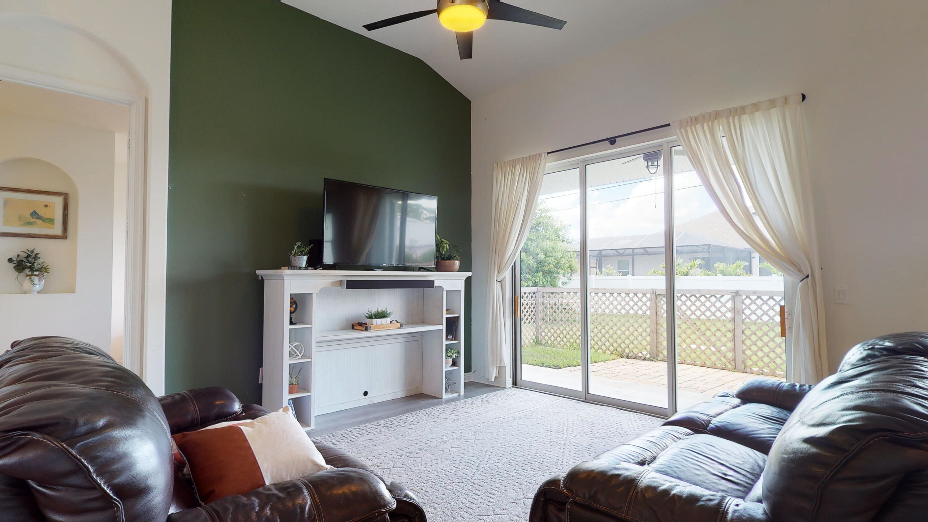4452 Southwest Gagnon Road Port St. Lucie, FL 34953 - Photo 10 of 49 ipixx-61