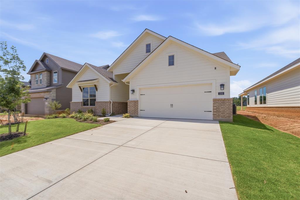 1232 Colca Drive Springtown, TX 76082 - Photo 3 of 23 Front house