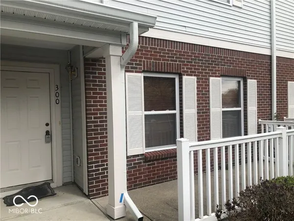 $1,675 | 13325 White Granite Drive, Unit 300, Fishers, IN 46038