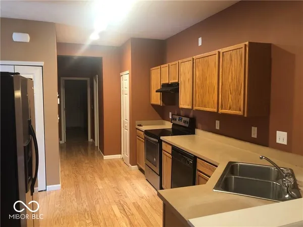 $1,675 | 13325 White Granite Drive, Unit 300, Fishers, IN 46038