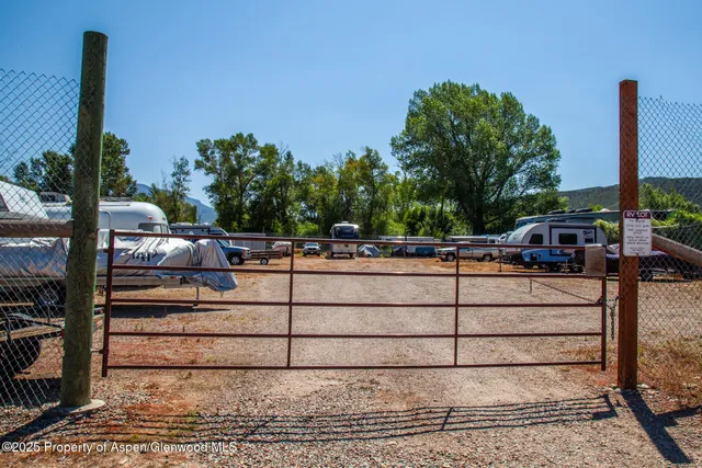 a view of outdoor space with plants