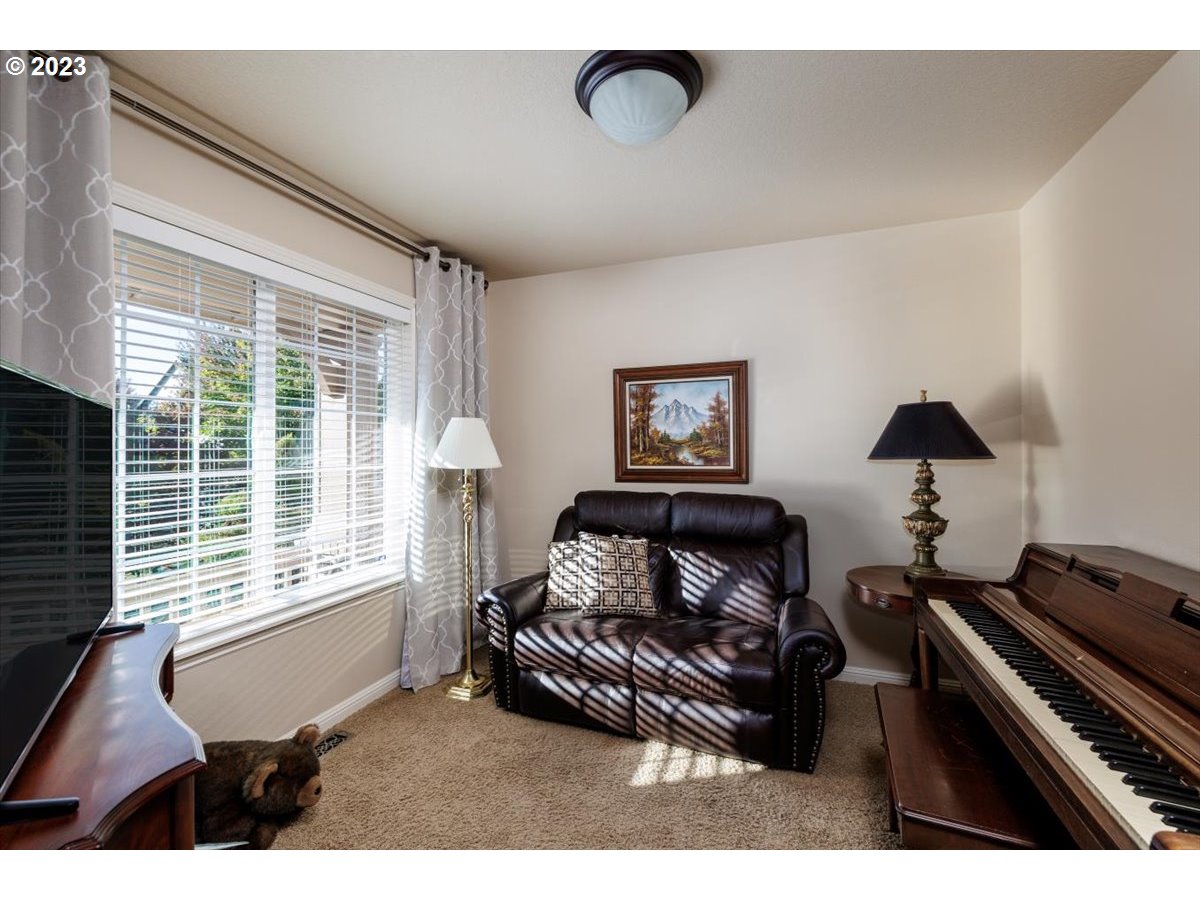 18924 Elder Road Oregon City, OR 97045 - Photo 21 of 26 Gallery Image 21