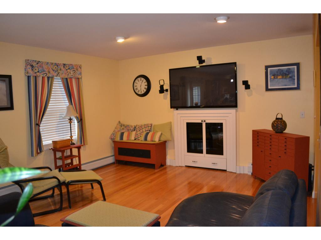 65 Duncan Farms Road Manchester, NH 03102 - Photo 10 of 32