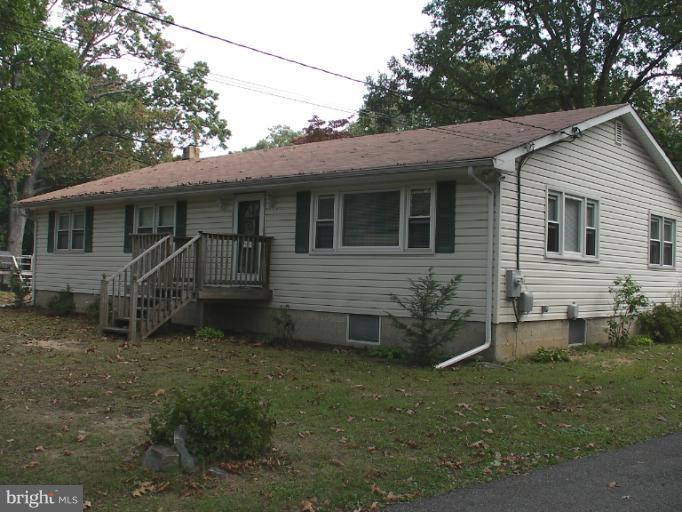 8487 Bussenius Road Pasadena, MD 21122 - Photo 1 of 8 Exterior (Front)