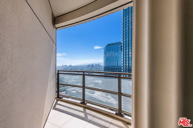 $4,100,000 | 1 West Century Drive, Unit 24D, Los Angeles, CA 90067