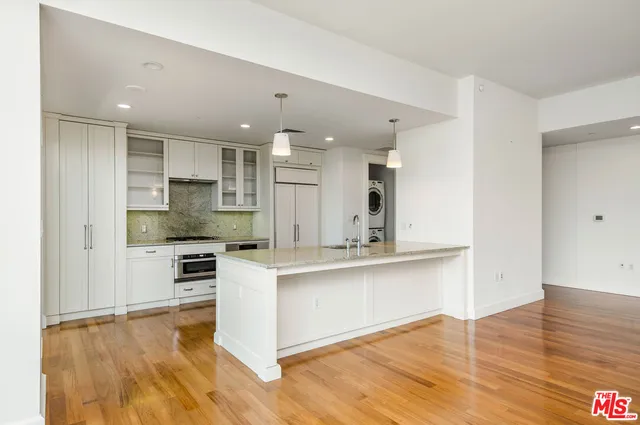 $4,100,000 | 1 West Century Drive, Unit 24D, Los Angeles, CA 90067