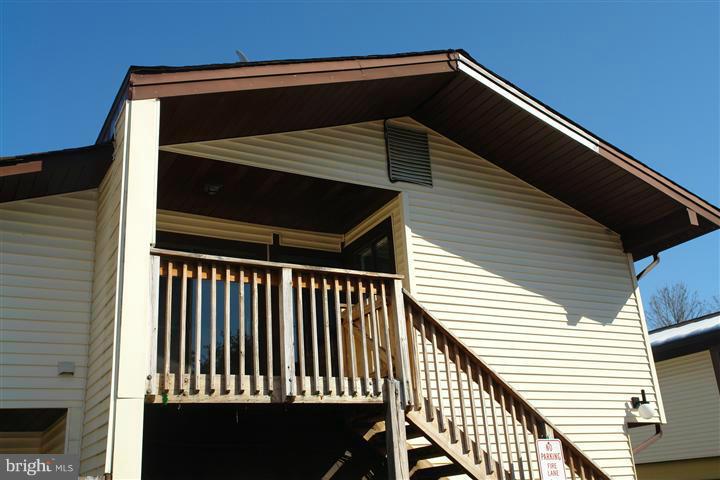 2539 Fox Ridge Court, Unit 50 Woodbridge, VA 22192 - Photo 1 of 20 Exterior (Front)