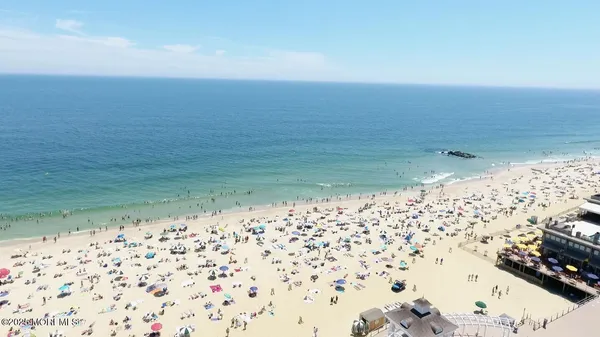 $2,150 | 20 Vine Court, Long Branch, NJ 07740