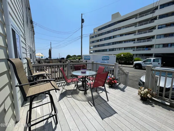 $2,150 | 20 Vine Court, Long Branch, NJ 07740