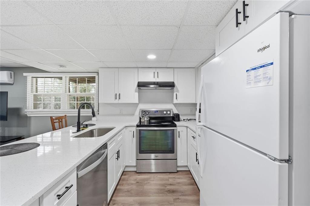 4803 Tomahawk Court Southwest Lilburn, GA 30047 - Photo 6 of 44