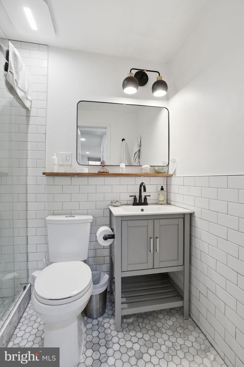 301 G Street Northeast, Unit 3 Washington, DC 20002 - Photo 17 of 22