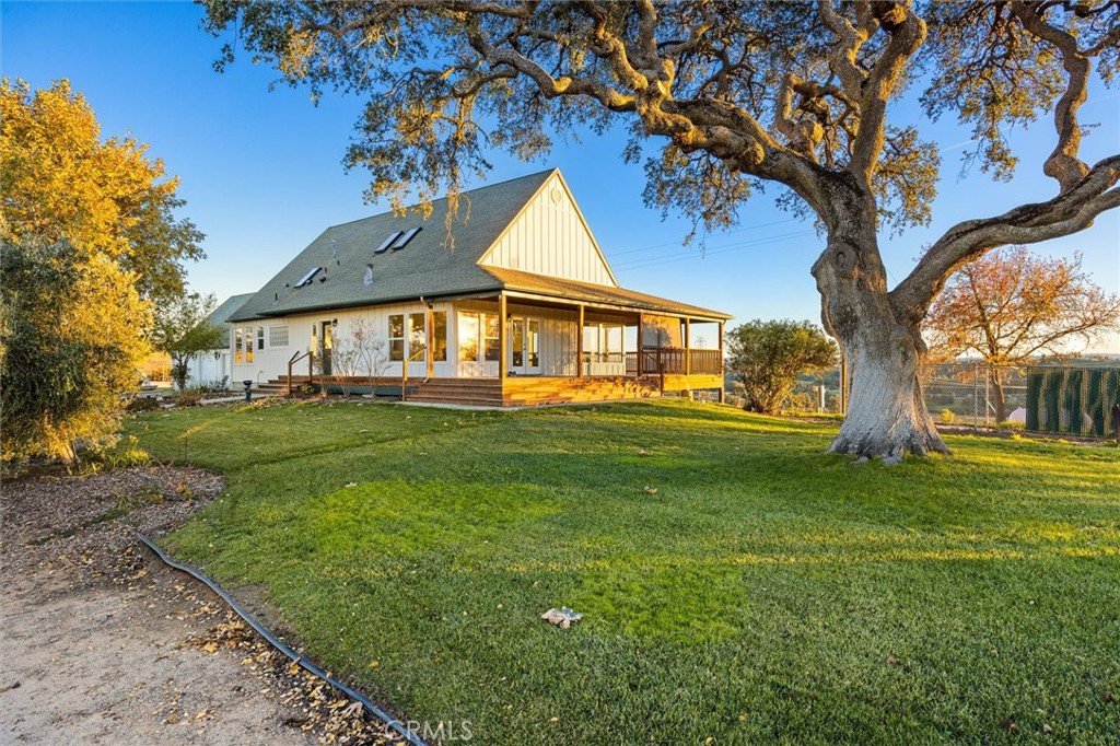 1985 Penman Springs Road Paso Robles, CA 93446 - Photo 3 of 65 a front view of house with yard and green space
