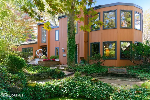 $1,050,000 | 8 Glenwood Drive, Tinton Falls, NJ 07724