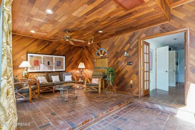 $1,050,000 | 8 Glenwood Drive, Tinton Falls, NJ 07724