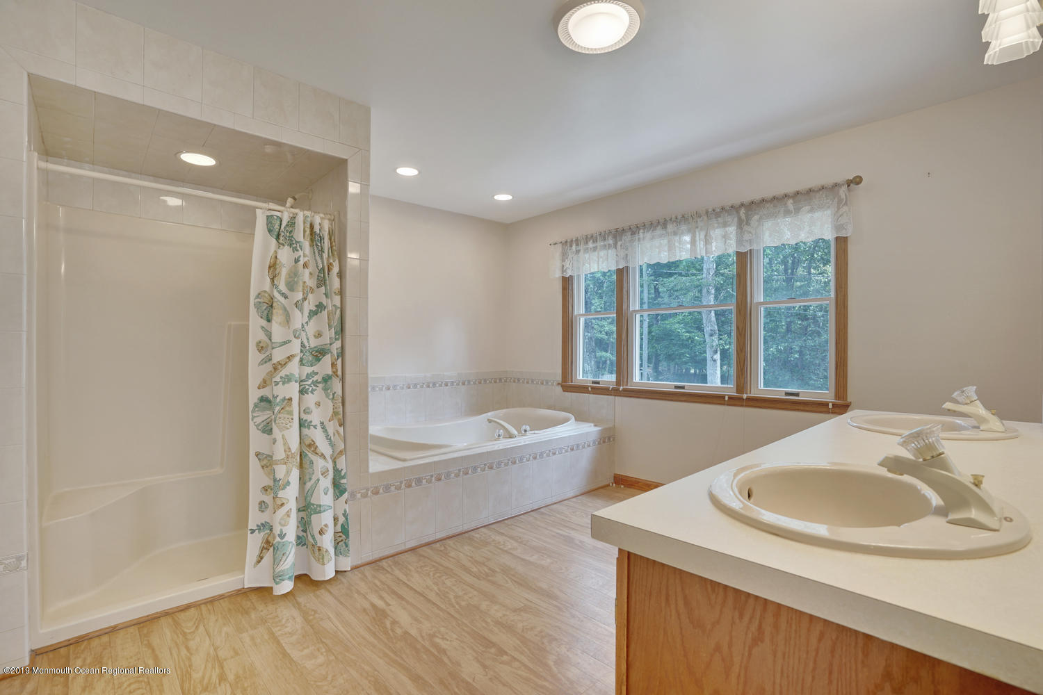 3 Dunhill Road Jackson, NJ 08527 - Photo 30 of 50 3 Dunhill Rd Jackson Township-large-069-