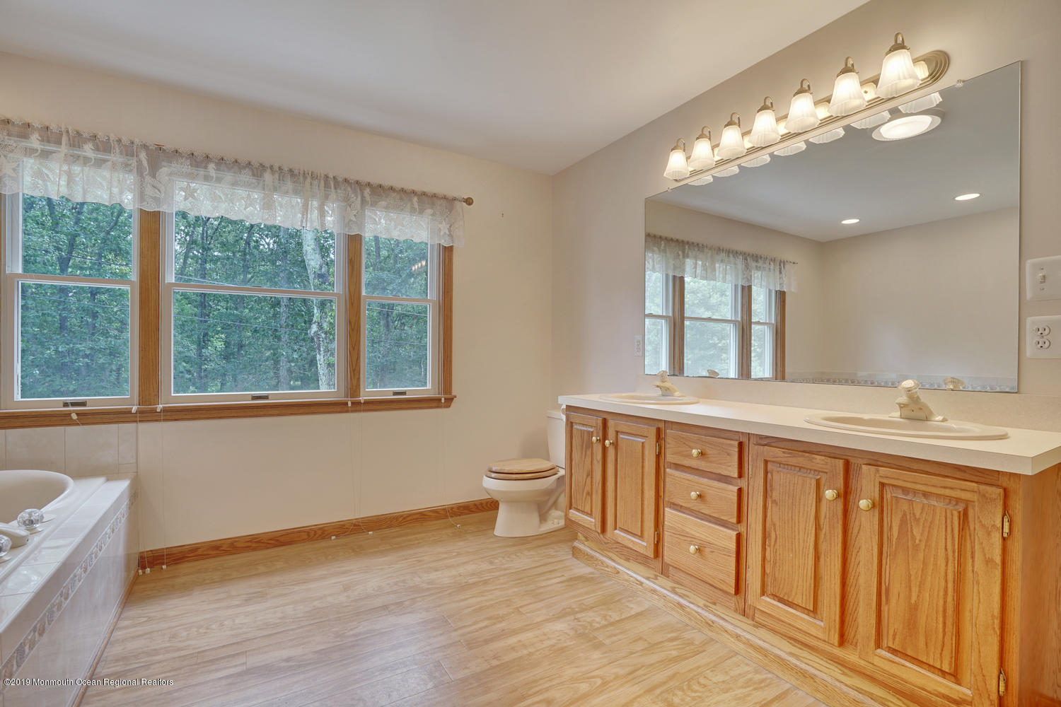 3 Dunhill Road Jackson, NJ 08527 - Photo 31 of 50 3 Dunhill Rd Jackson Township-large-070-