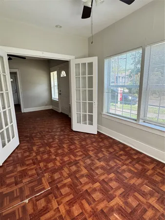 $800 | 4202 Walker Street, Houston, TX 77023