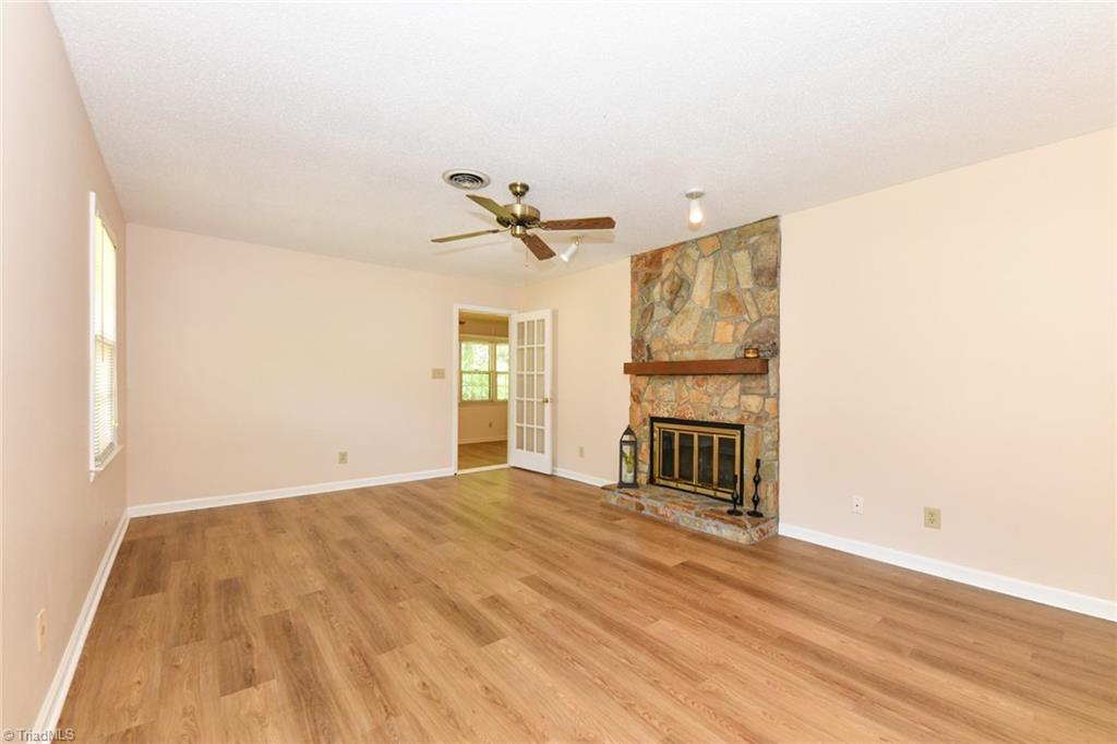 5002 Tower Road, Unit D Greensboro, NC 27410 - Photo 8 of 28 Gallery Image 8