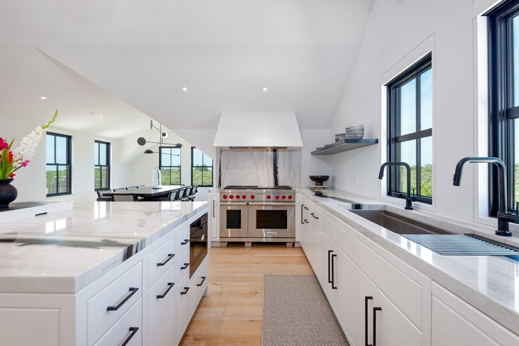 30 Devon Street, Unit LITTLE DIP Nantucket, MA 02554 - Photo 4 of 17